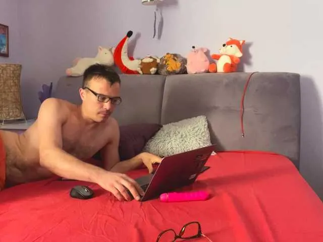 BlushMikki – webcam model profile photo Image 8