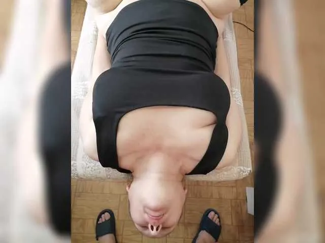 Lia__Love – webcam model profile photo Image 3