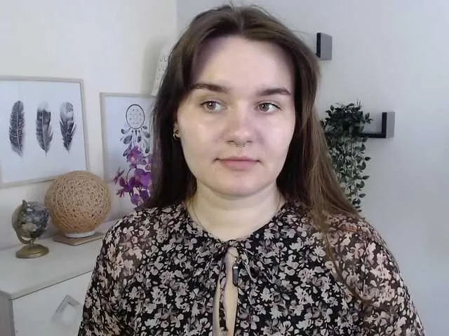 hina_porn – webcam model profile photo Image 6