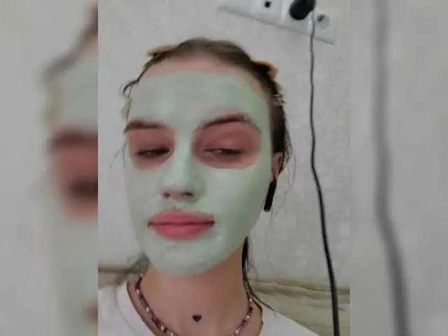 valkyazrael – webcam model profile photo Image 12