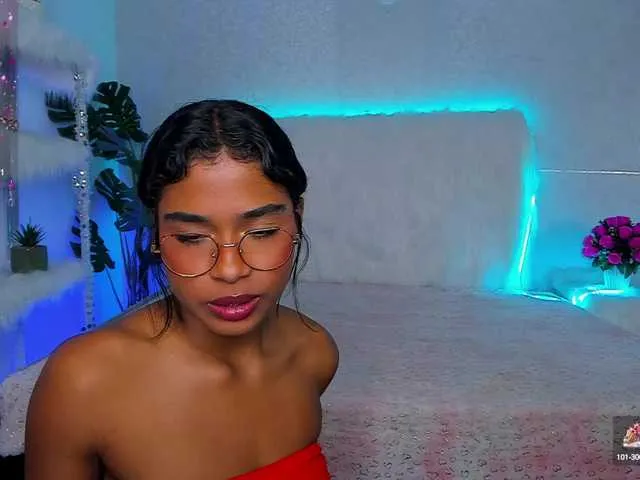 seksiIrena – webcam model profile photo Image 9