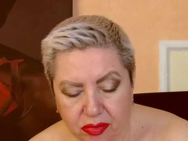 annie_volker – webcam model profile photo Image 5