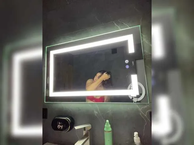 alana15 – webcam model profile photo Image 14