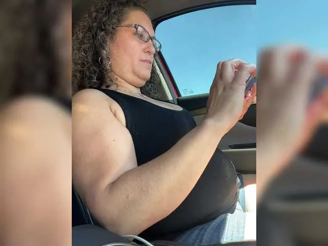 Rinamay_ – webcam model profile photo Image 4