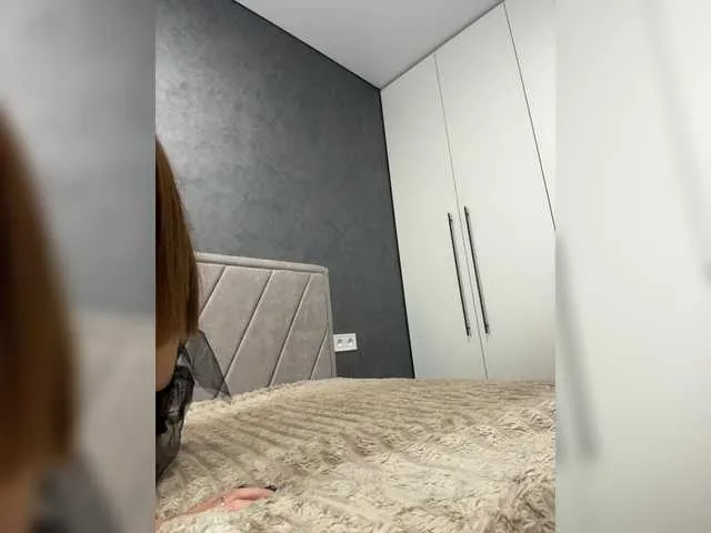 PinkyPai – webcam model profile photo Image 18