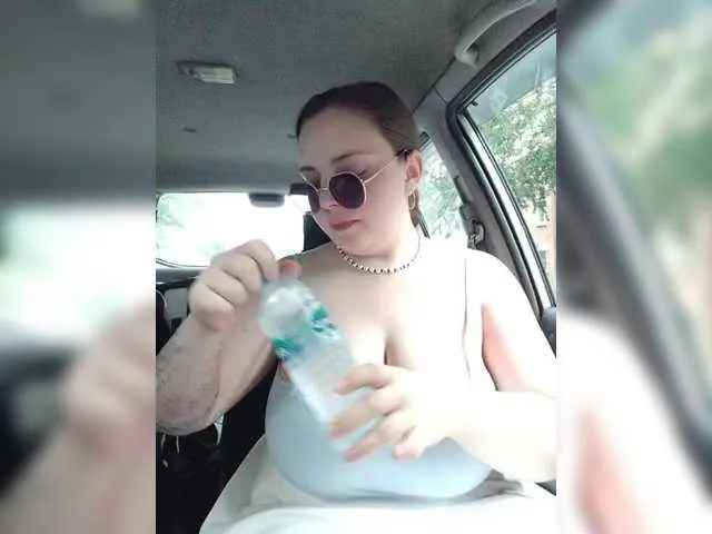 StarKristy – webcam model profile photo Image 15