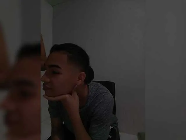 TOP_ping – webcam model profile photo Image 9