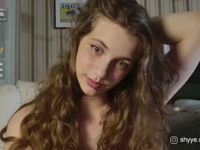 SarahSupershy Image 18