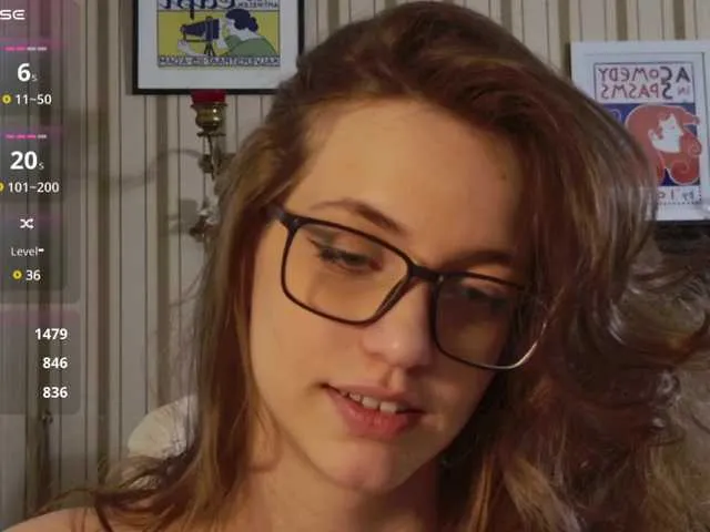 SarahSupershy Image 2