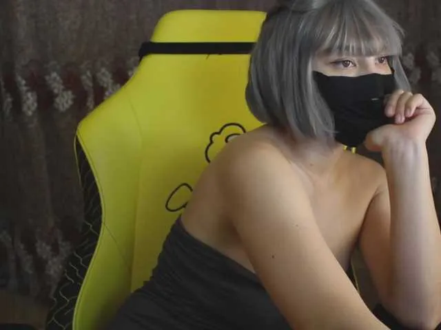 molochnaya000 – webcam model profile photo Image 11