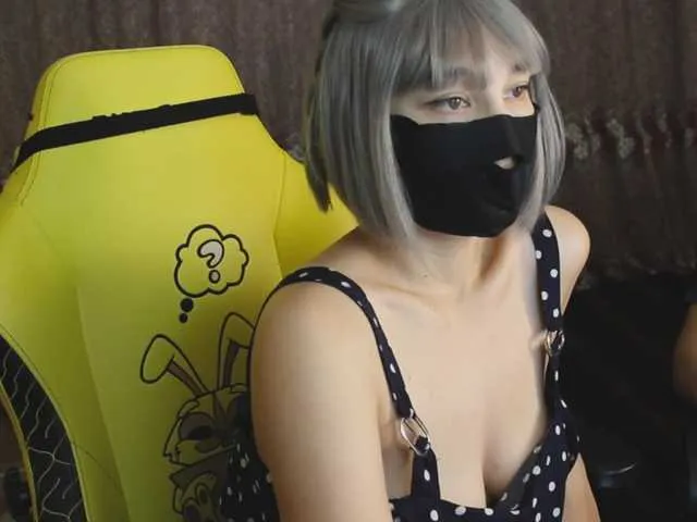 molochnaya000 – webcam model profile photo Image 8