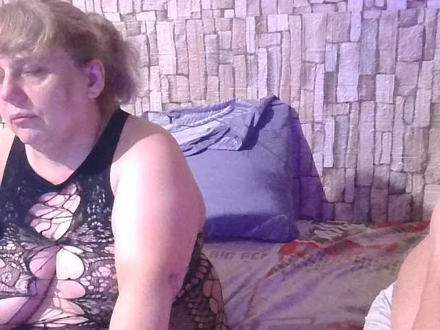 pantyless – webcam model profile photo Image 13