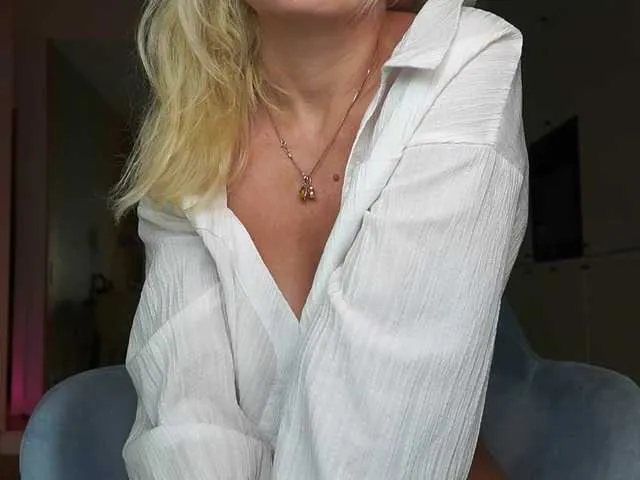 alexhoe_ – webcam model profile photo Image 6