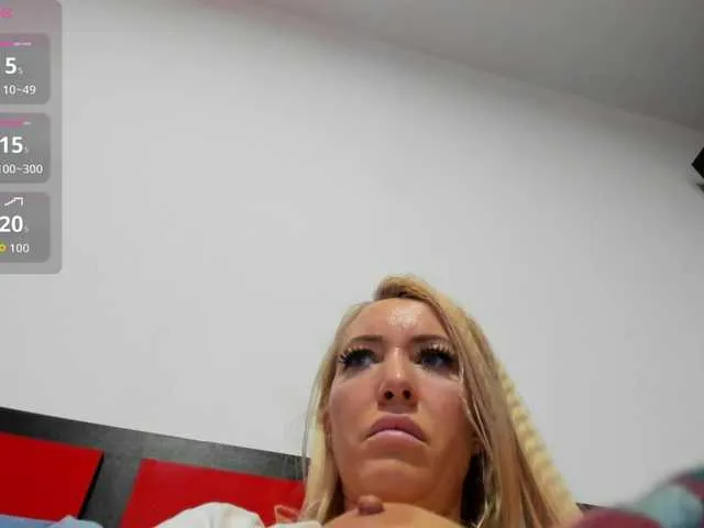 viollettaa_ – webcam model profile photo Image 19