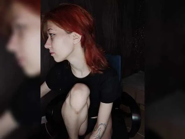 BlushMikki – webcam model profile photo Image 7
