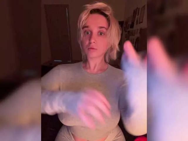 robin_gal – webcam model profile photo Image 12