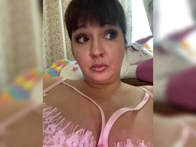 Tina-Dolly Image 13
