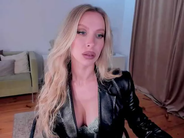 ToxicBlonde Image 2