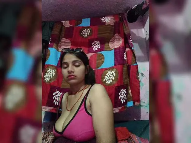 Rinamay_ – webcam model profile photo Image 12