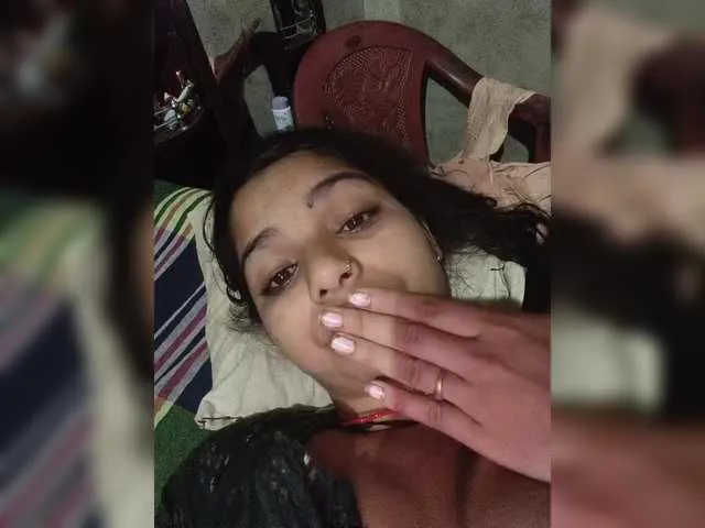 Rinamay_ – webcam model profile photo Image 8