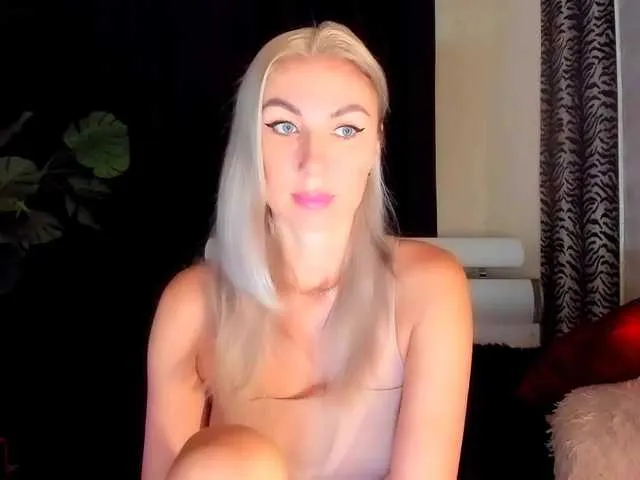 catmintlush – webcam model profile photo Image 9