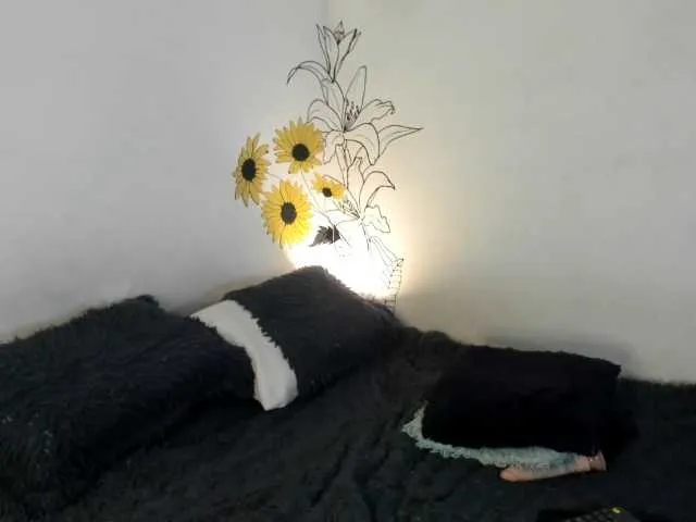 venusxadam Image 16
