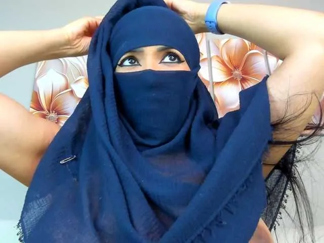 sukubb-overlord – webcam model profile photo Image 14