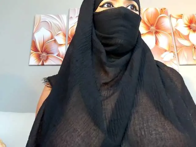 sukubb-overlord – webcam model profile photo Image 9