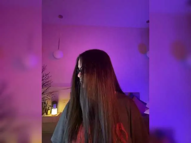 Rinamay_ – webcam model profile photo Image 12