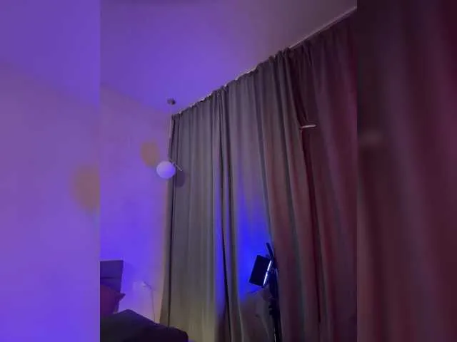 Rinamay_ – webcam model profile photo Image 16