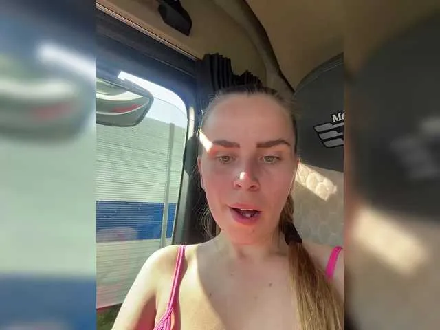 katheasian – webcam model profile photo Image 17