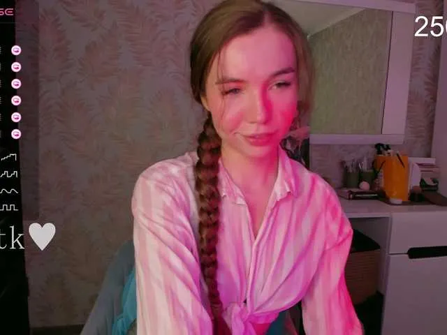 alana15 – webcam model profile photo Image 7