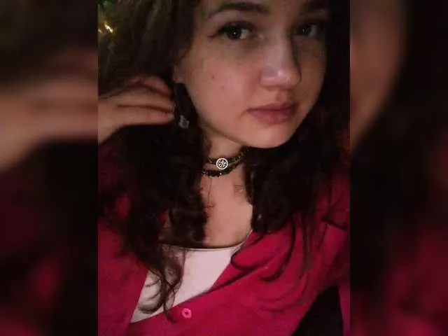 Prueberry – webcam model profile photo Image 10