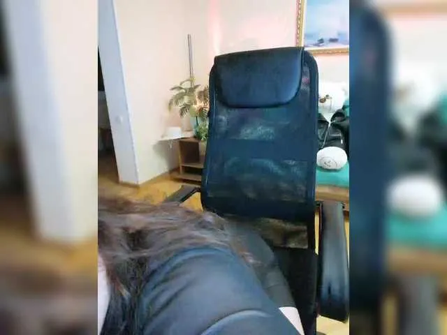 Prueberry – webcam model profile photo Image 3