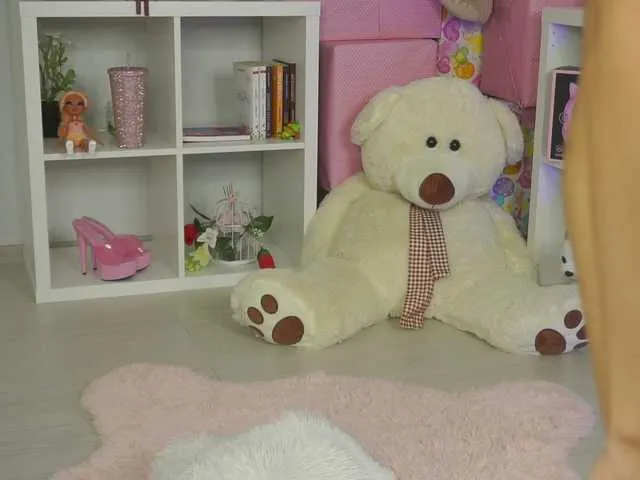 catmintlush – webcam model profile photo Image 19