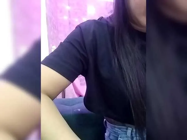 hina_porn – webcam model profile photo Image 5