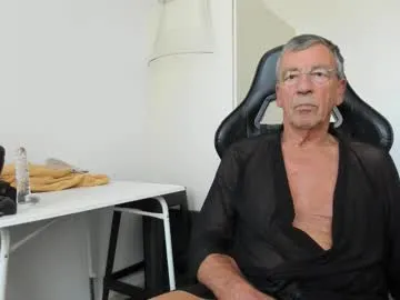 katheasian – webcam model profile photo Image 18