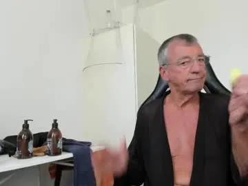 katheasian – webcam model profile photo Image 7