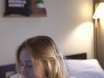 mayadashaaa – webcam model profile photo Image 15