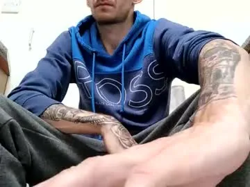 Alicatcua_ – webcam model profile photo Image 14