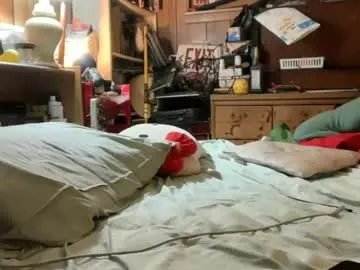 HopeHeaven – webcam model profile photo Image 4