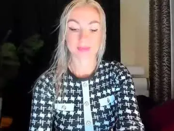 dafnemoon_1 – webcam model profile photo Image 12