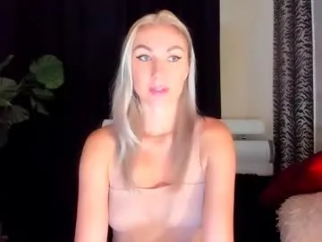 dafnemoon_1 – webcam model profile photo Image 9