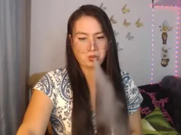 zoe_blom – webcam model profile photo Image 5