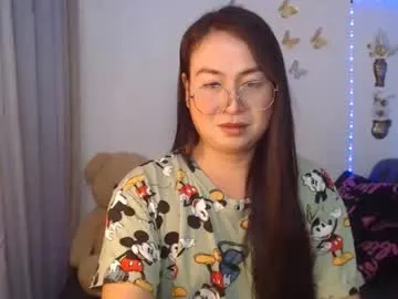 zoe_blom – webcam model profile photo Image 9