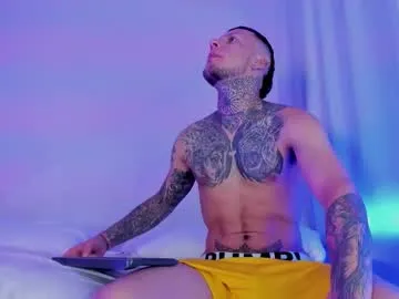 YU-KI00 – webcam model profile photo Image 11