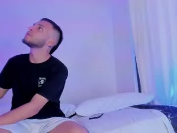 YU-KI00 – webcam model profile photo Image 14