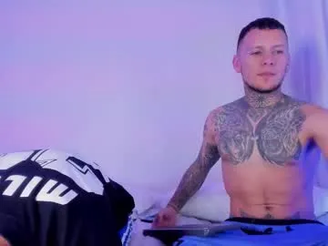 YU-KI00 – webcam model profile photo Image 15