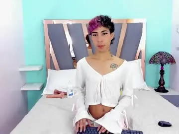 alana15 – webcam model profile photo Image 17