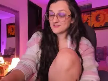 Helen_Vidall – webcam model profile photo Image 12